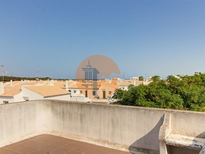 Image No.46-4 Bed House for sale