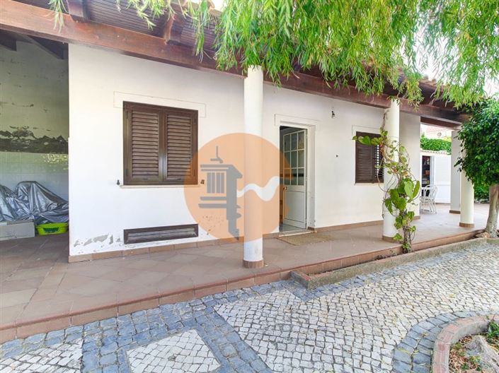 Image No.13-4 Bed House for sale