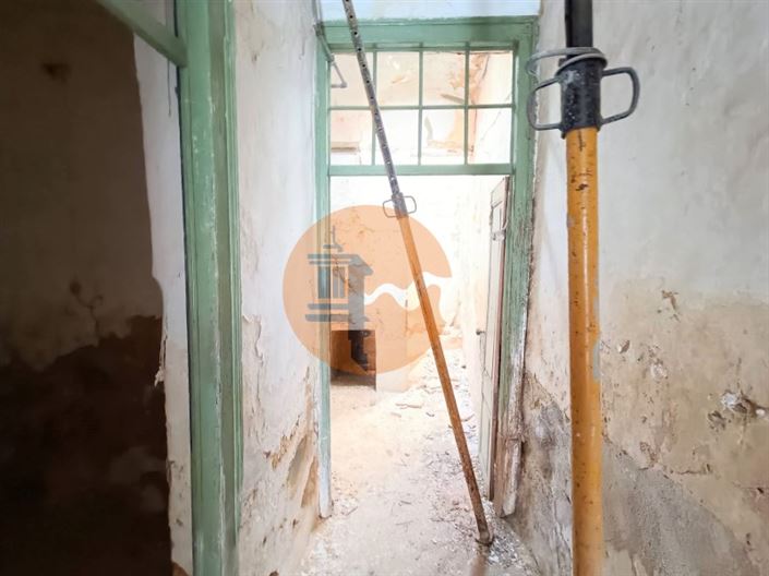 Image No.9-2 Bed House for sale