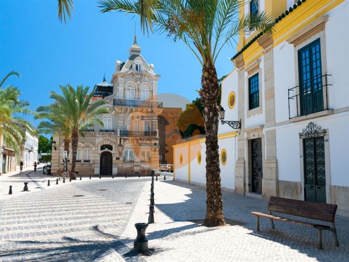 Image No.22-2 Bed Farmhouse for sale