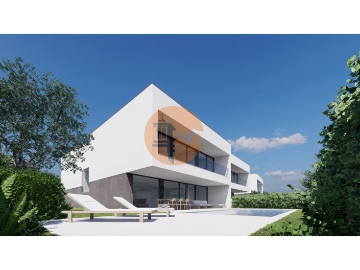 Image No.3-4 Bed House for sale