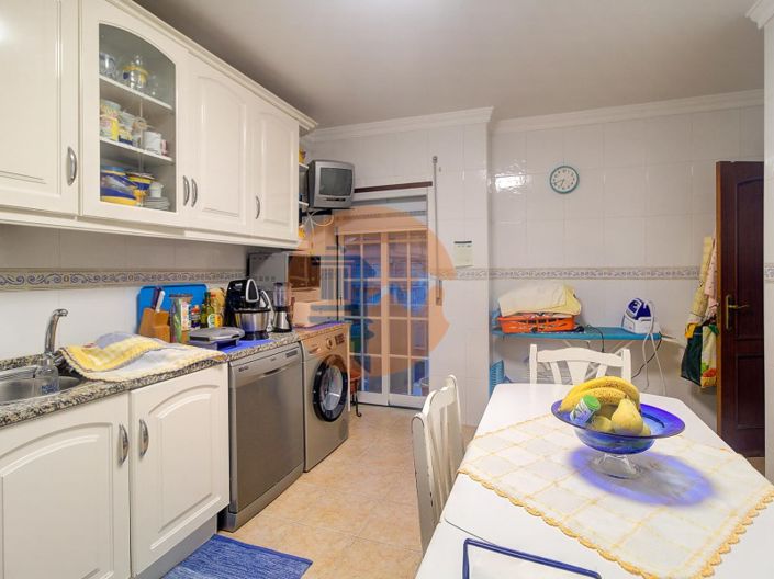 Image No.13-2 Bed Apartment for sale