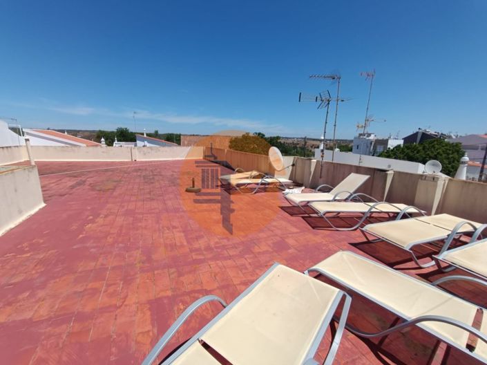 Image No.10-5 Bed House for sale