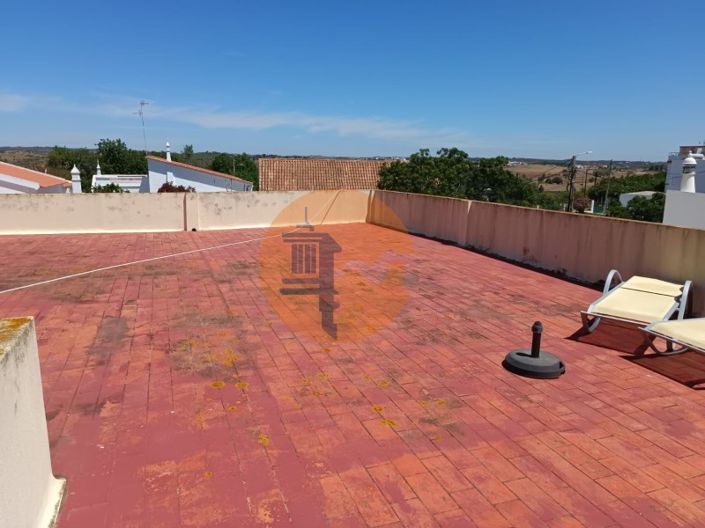 Image No.4-5 Bed House for sale