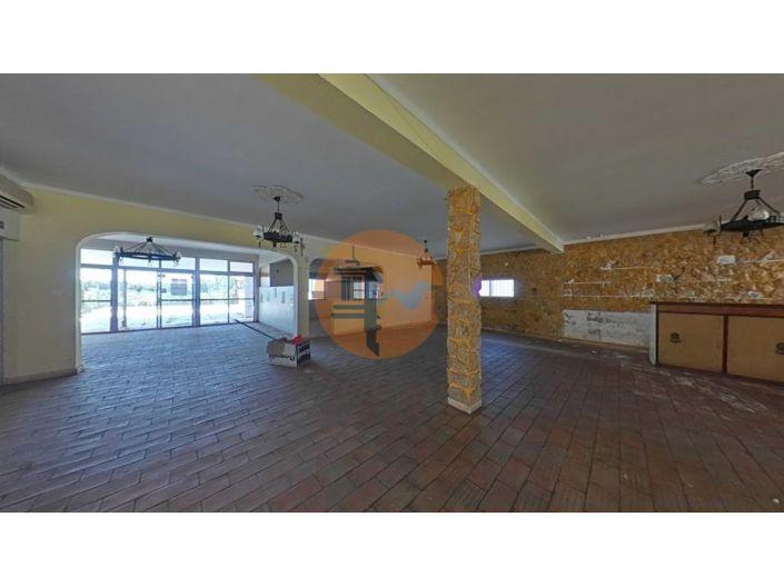 Image No.54-5 Bed House for sale