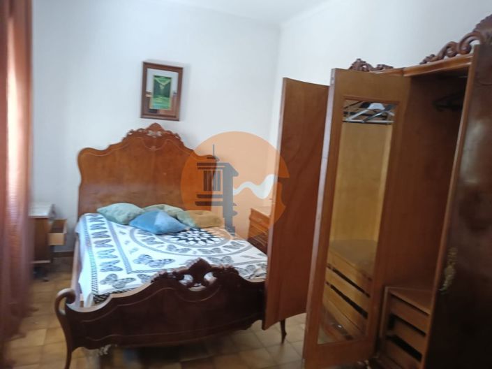 Image No.26-5 Bed Property for sale