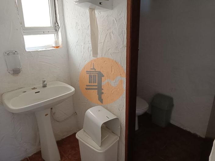 Image No.36-5 Bed Property for sale