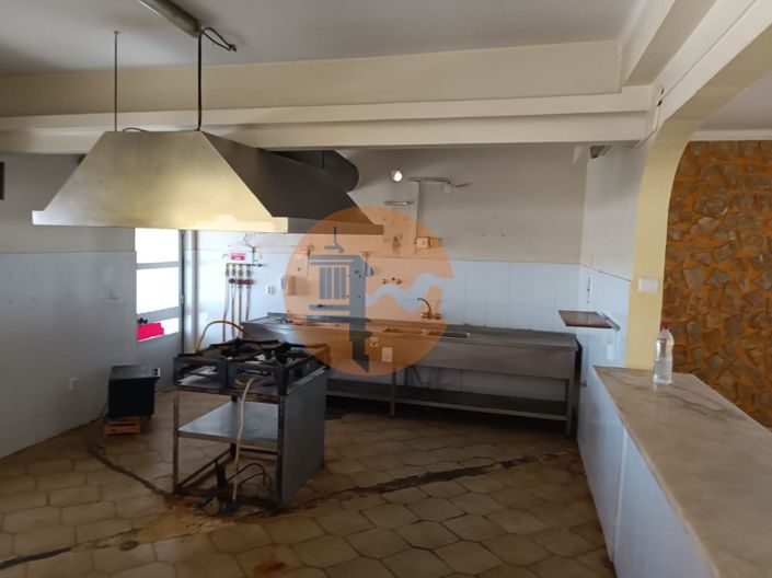 Image No.39-5 Bed Restaurant for sale