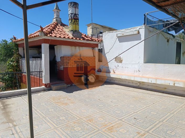 Image No.42-5 Bed Restaurant for sale