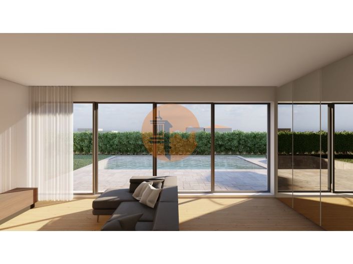 Image No.11-3 Bed House for sale