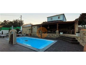 1 - Loule, House