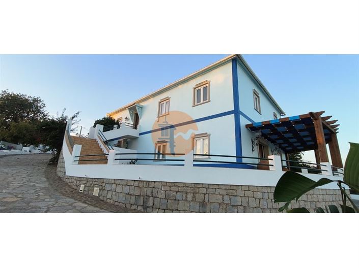 Image No.7-5 Bed House for sale