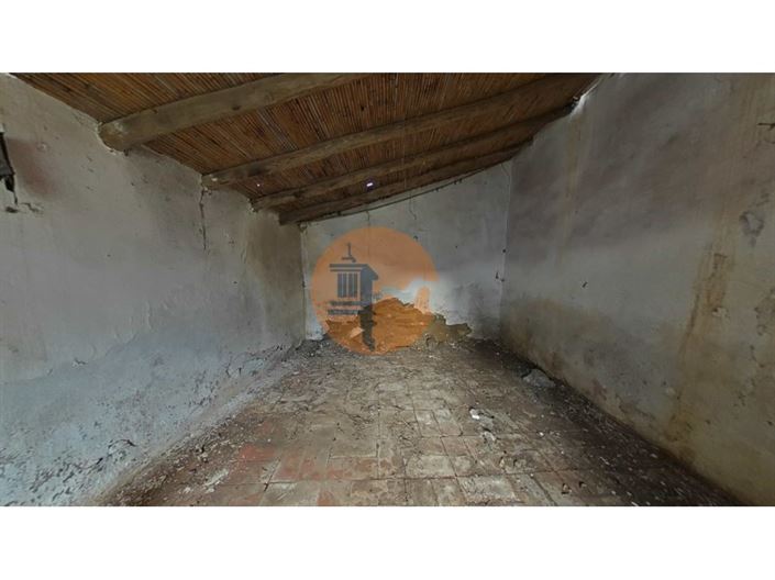 Image No.38-1 Bed House for sale