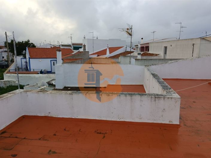 Image No.28-4 Bed House for sale