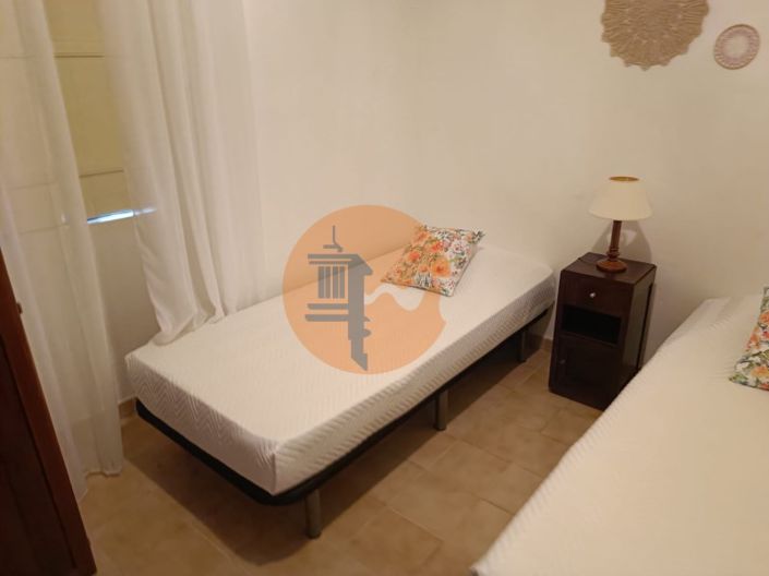 Image No.32-4 Bed House for sale