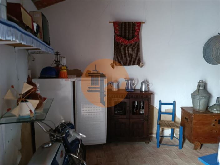 Image No.9-4 Bed House for sale