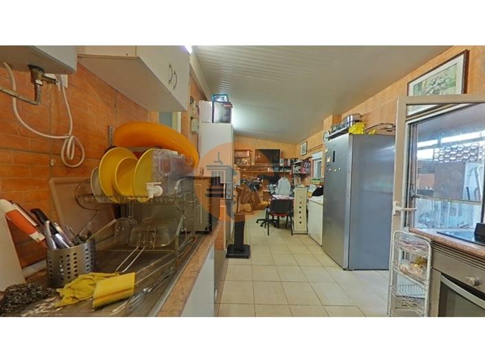 Image No.20-3 Bed House for sale