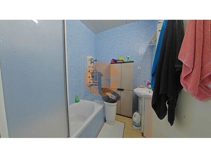 Image No.25-3 Bed House for sale