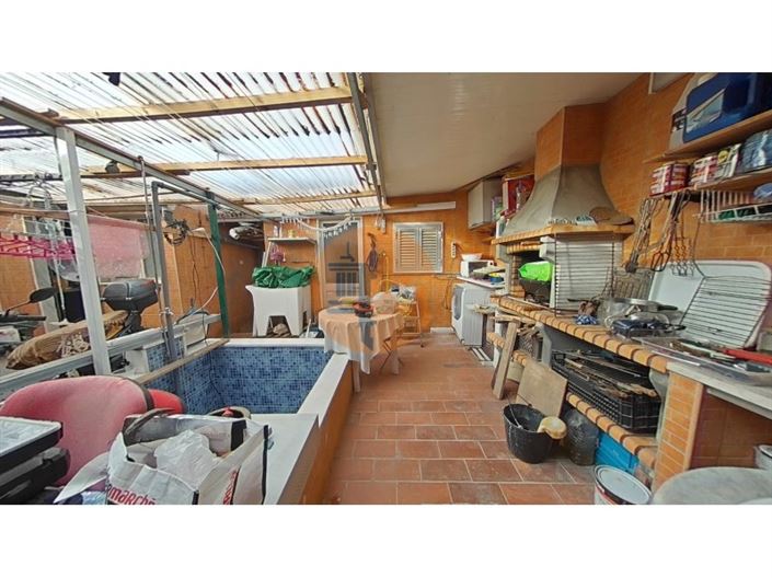 Image No.30-3 Bed House for sale