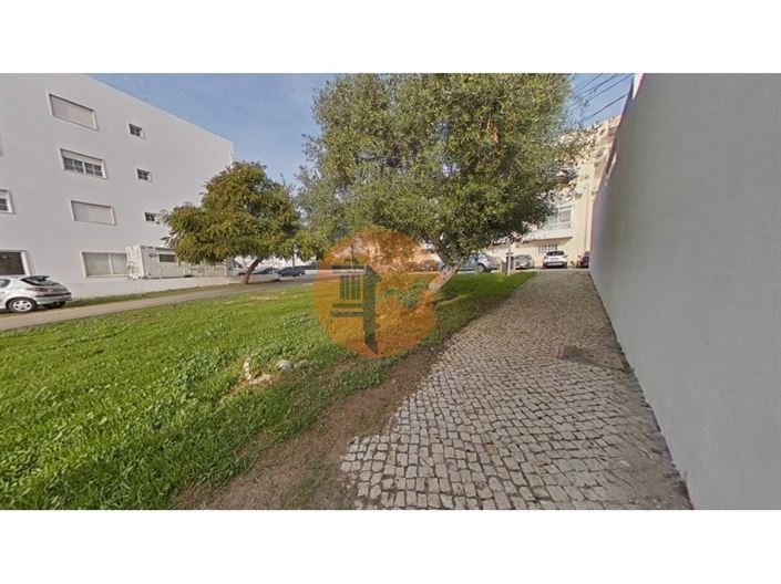 Image No.32-3 Bed House for sale