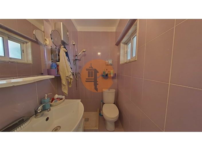 Image No.42-3 Bed House for sale