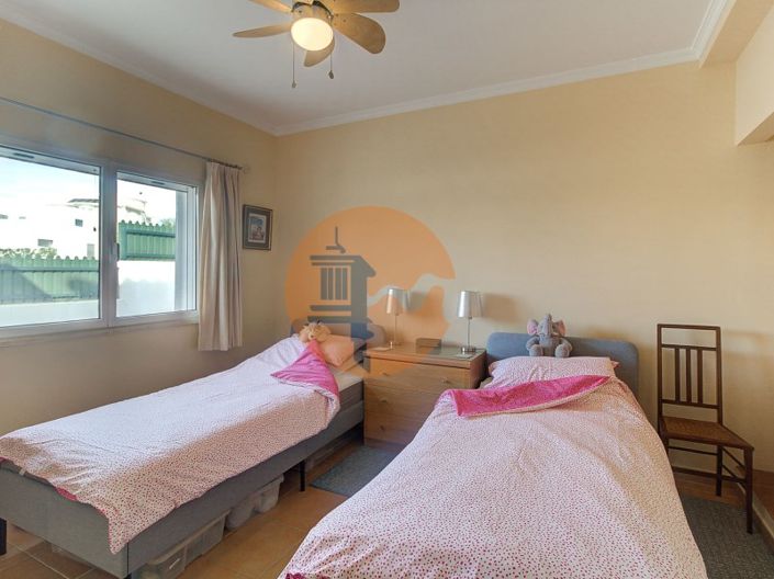 Image No.36-4 Bed House for sale