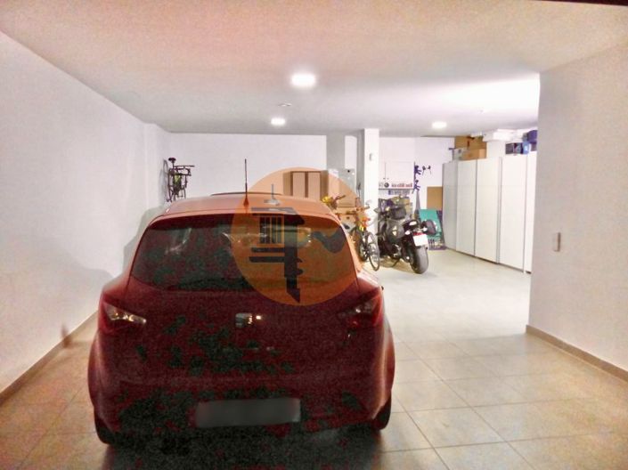 Image No.50-3 Bed House for sale