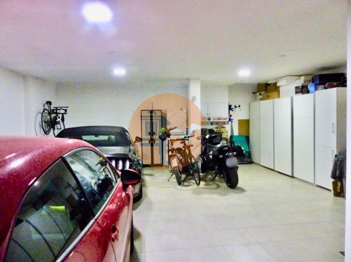 Image No.54-3 Bed House for sale