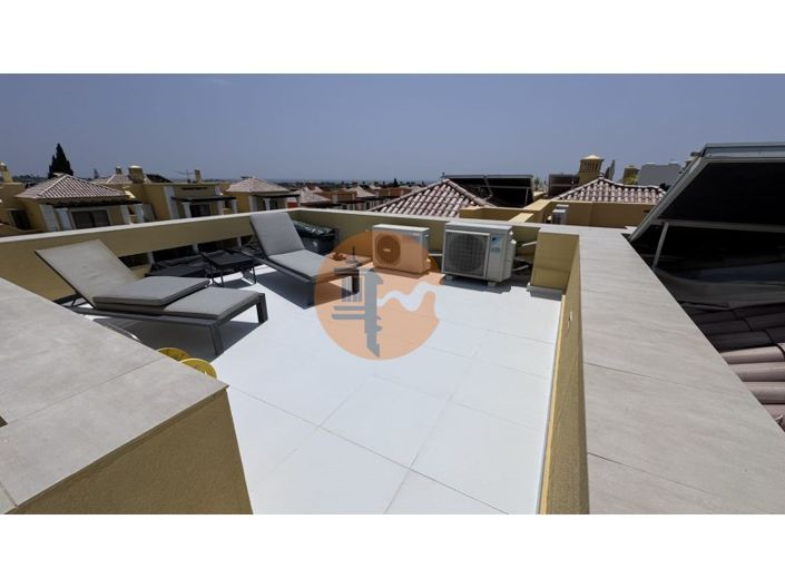 Image No.56-3 Bed House for sale