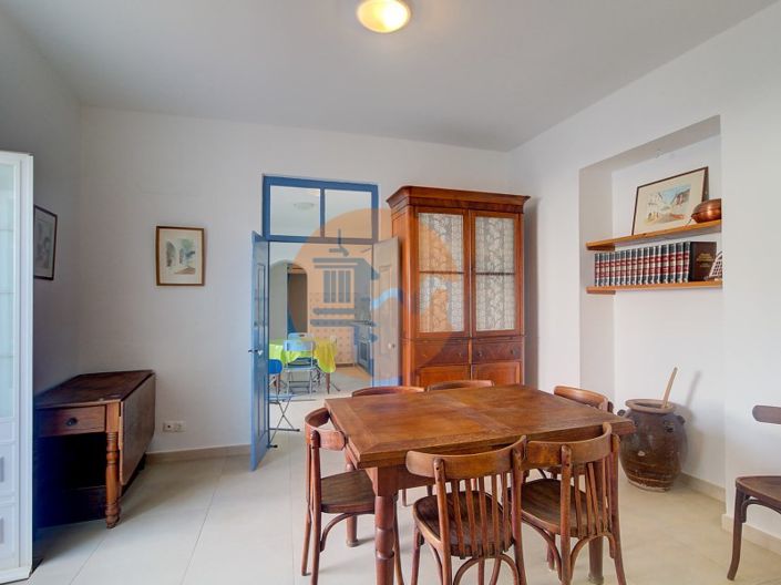 Image No.20-4 Bed House for sale