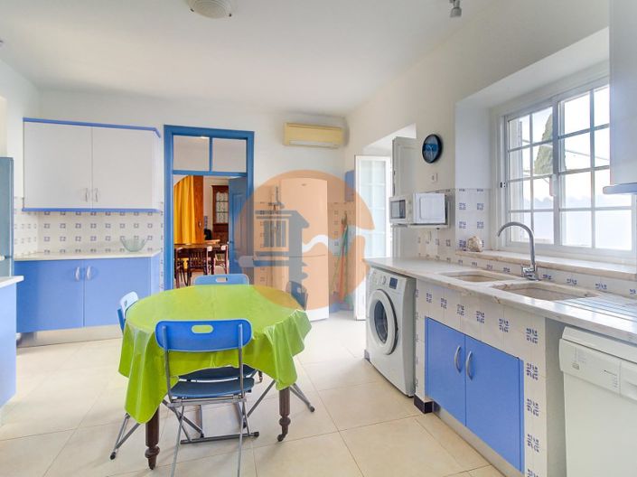 Image No.13-4 Bed Farmhouse for sale