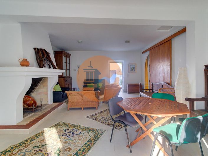 Image No.23-4 Bed Farmhouse for sale