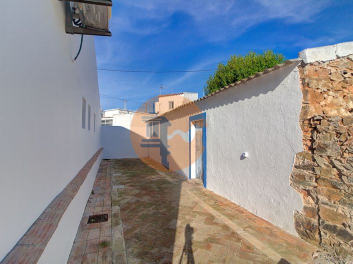 Image No.34-4 Bed Farmhouse for sale