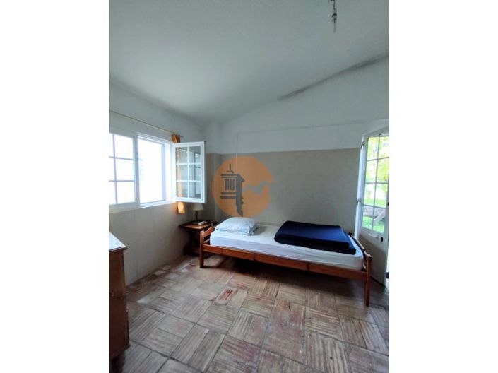 Image No.40-4 Bed Farmhouse for sale