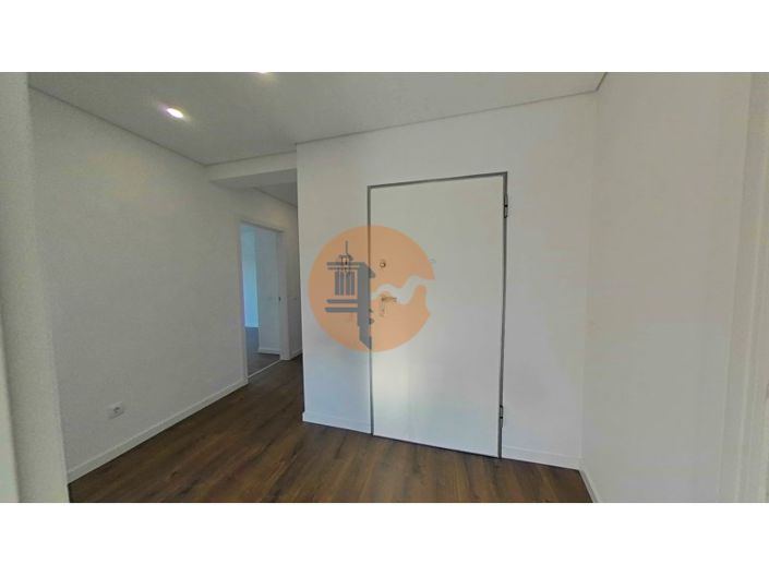 Image No.13-1 Bed Apartment for sale