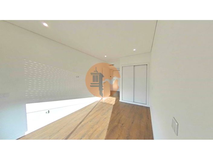 Image No.14-1 Bed Apartment for sale