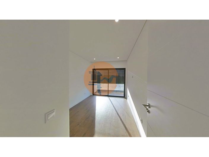 Image No.16-1 Bed Apartment for sale