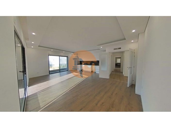 Image No.21-1 Bed Apartment for sale