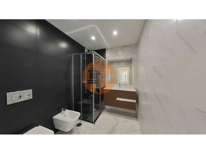 Image No.9-1 Bed Apartment for sale