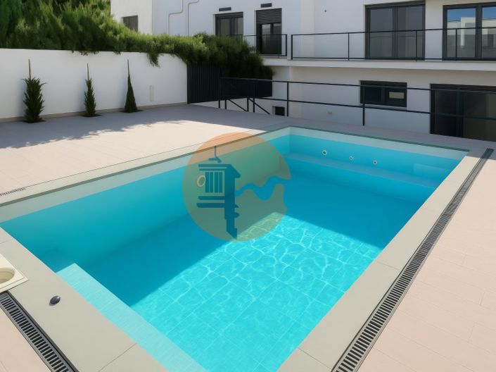 Image No.1-3 Bed House for sale