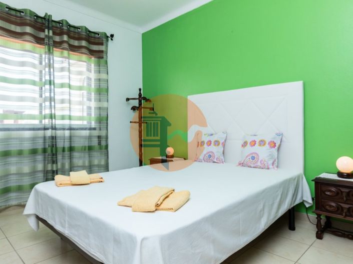 Image No.45-12 Bed Property for sale