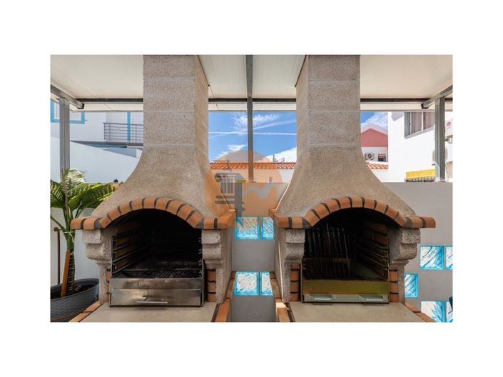 Image No.21-12 Bed House for sale