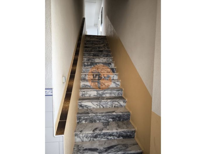 Image No.24-12 Bed House for sale