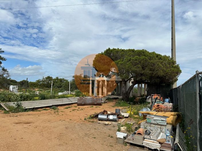 Image No.13-3 Bed House for sale