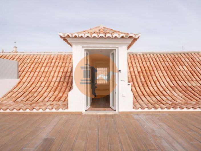 Image No.12-2 Bed Apartment for sale