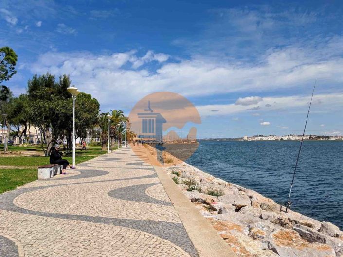 Image No.18-2 Bed Apartment for sale