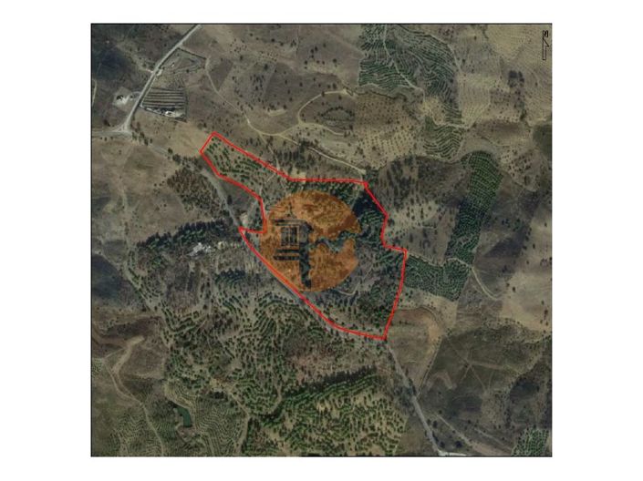 Image No.18-2 Bed Farmhouse for sale