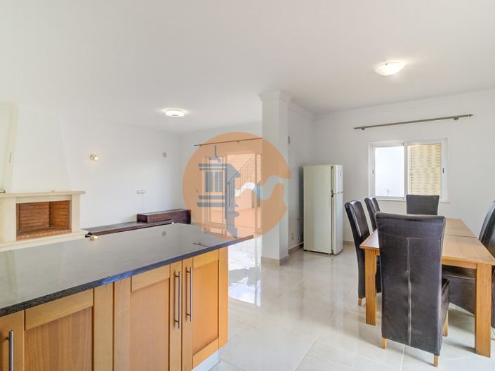 Image No.15-4 Bed House for sale