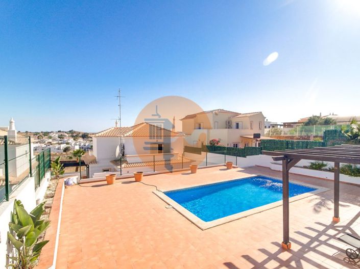 Image No.4-4 Bed House for sale