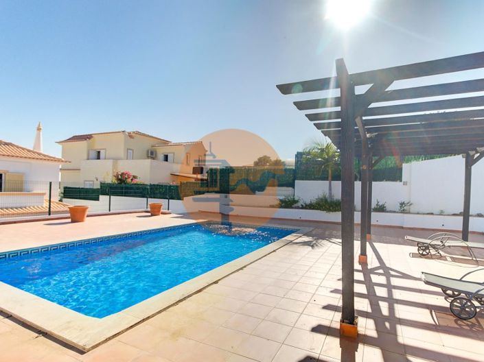 Image No.5-4 Bed House for sale